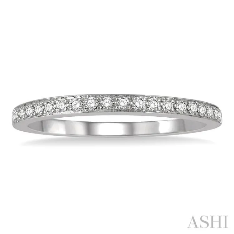 1/6 Ctw Diamond Band in 14K White Gold