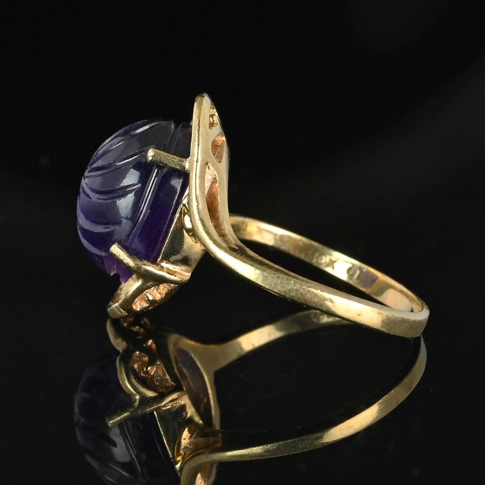 4th Payment Fancy Cut Carved Amethyst Cabochon Ring in Gold