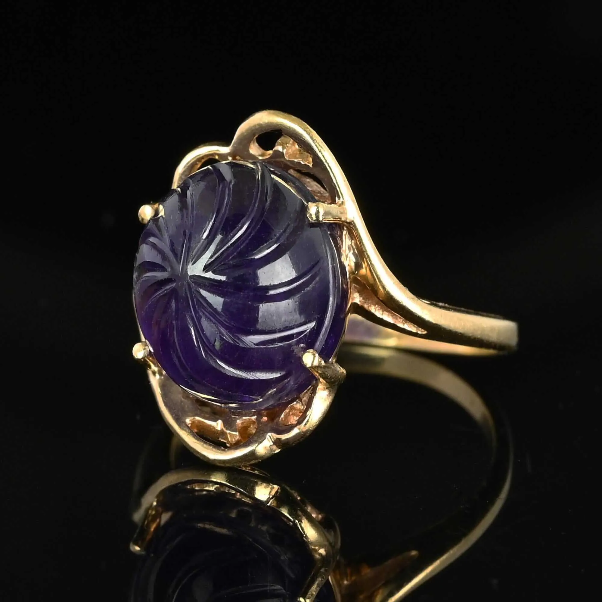 4th Payment Fancy Cut Carved Amethyst Cabochon Ring in Gold