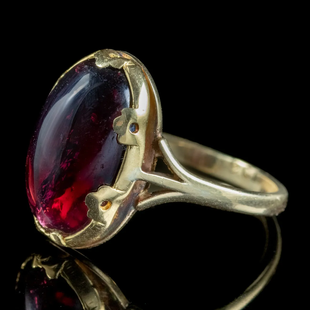 Antique Victorian Cabochon Garnet Ring 6ct Garnet