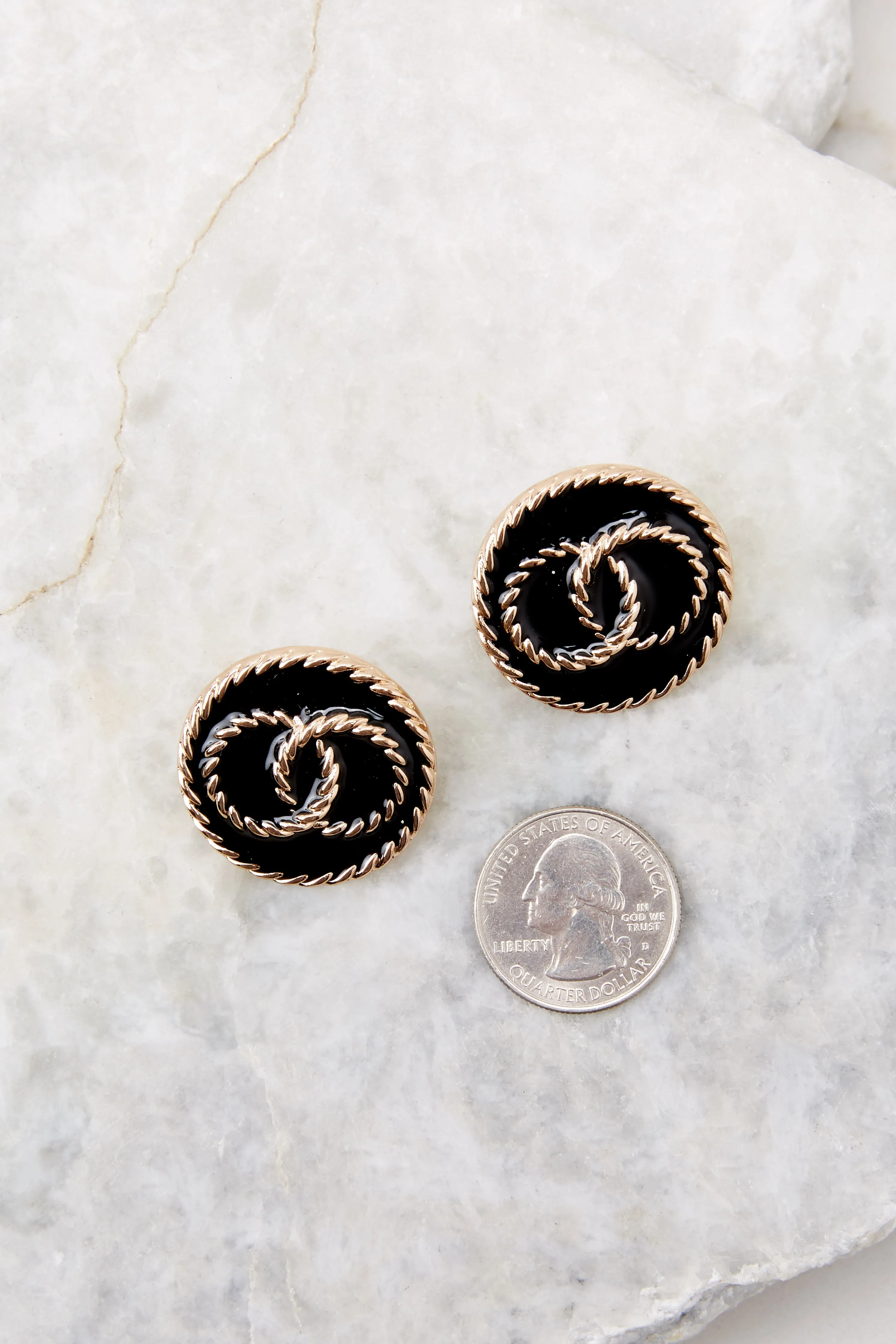 Classy Gal Black And Gold Earrings