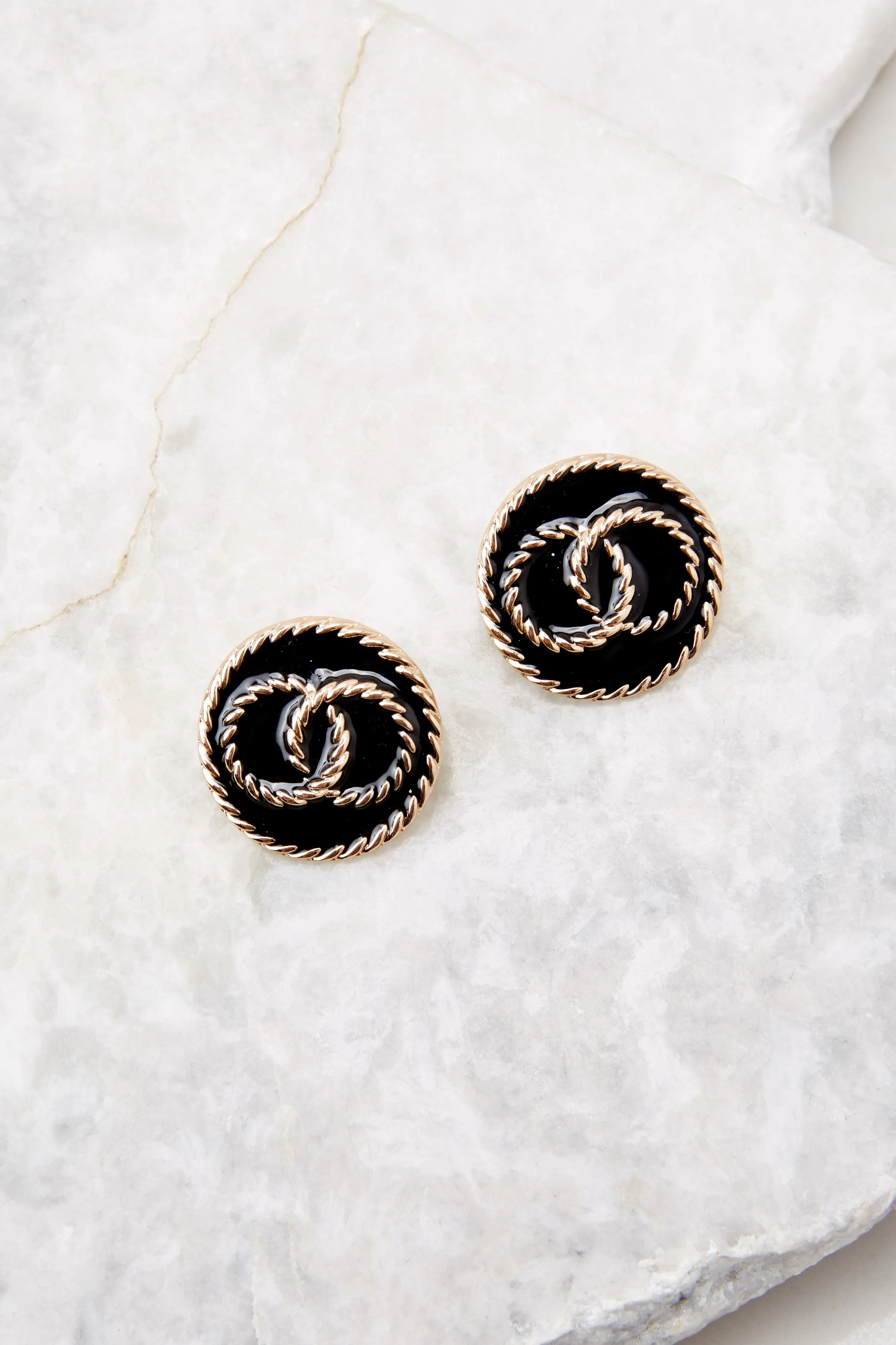 Classy Gal Black And Gold Earrings