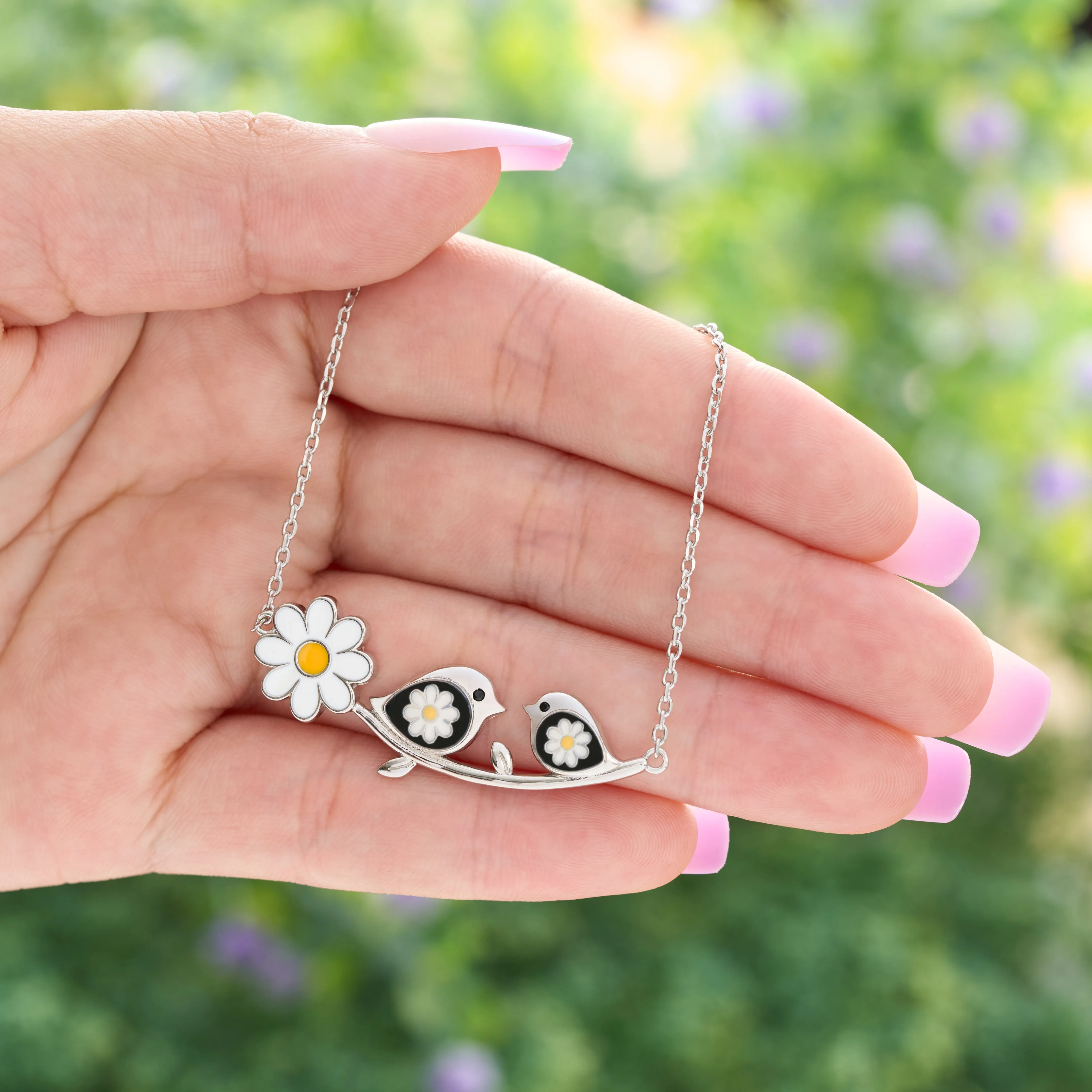 Daisy Eternal Bond Birdie Necklace