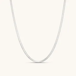 Fine Herringbone Necklace In Silver