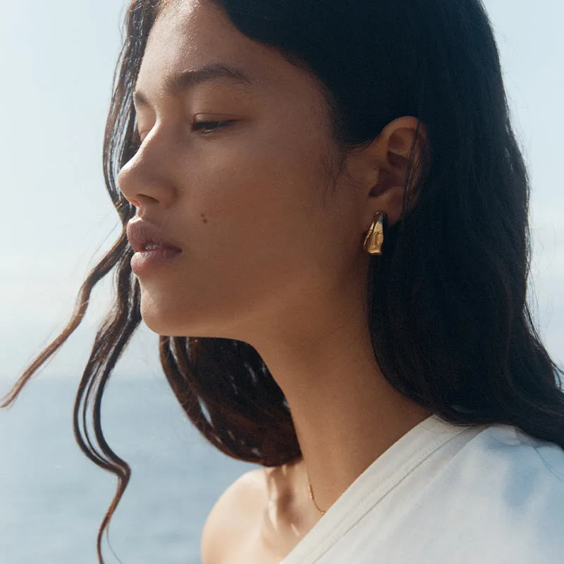 FLOAT OVERSIZED STUDS