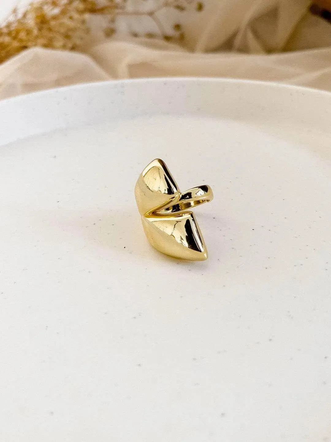 Gold Stylist Jaguar Ring