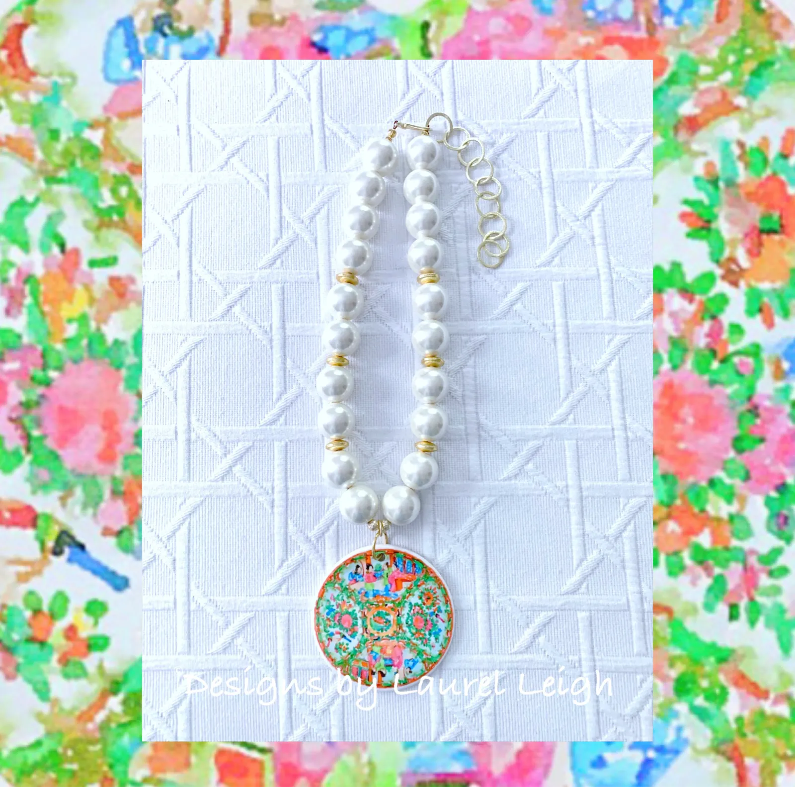 Rose Medallion Chinoiserie Pendant Necklace - Chunky Pearls