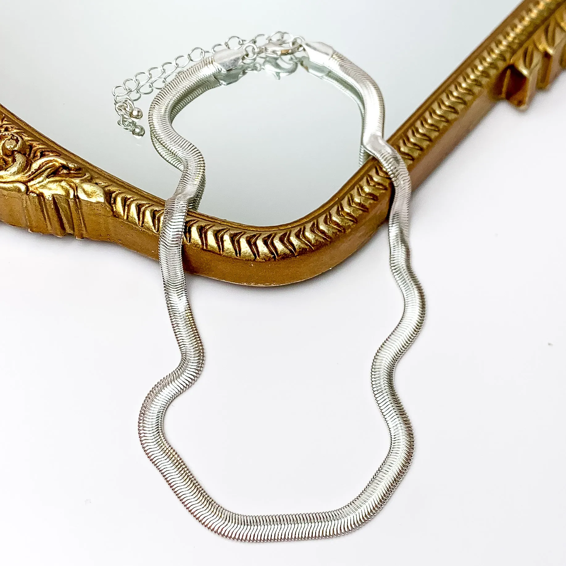 Silver Tone Classic Chain Necklace