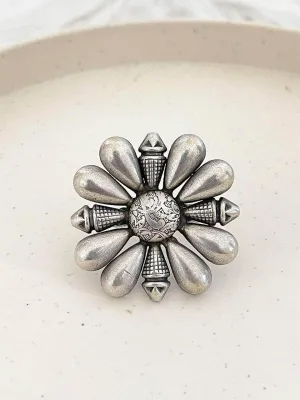 Vintage Antique Cupronickel Flower Ring